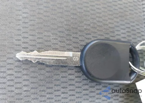 2004 Ford F-150 Stx/Xl/Xlt z USA, uszkodzony, nr VIN 1FTRX12W84NA80845